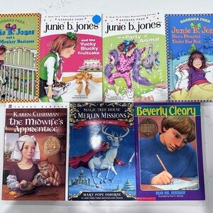 Junie B. Jones and Assorted Kids Chapter Book Set - Colorful Collection